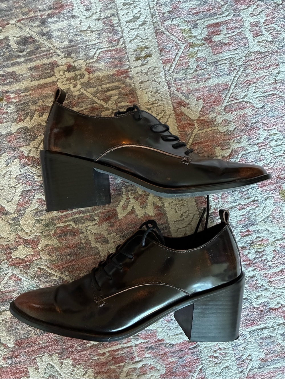 Women's Black Patent Lace-Up Block Heel Oxfords
